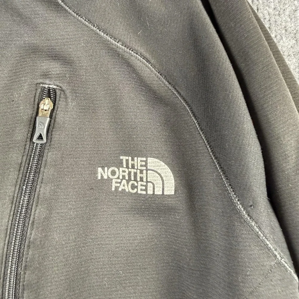 The North Face Pullover Mens Medium Black FlashDry 1/4 Zip Long Sleeve‎ Running